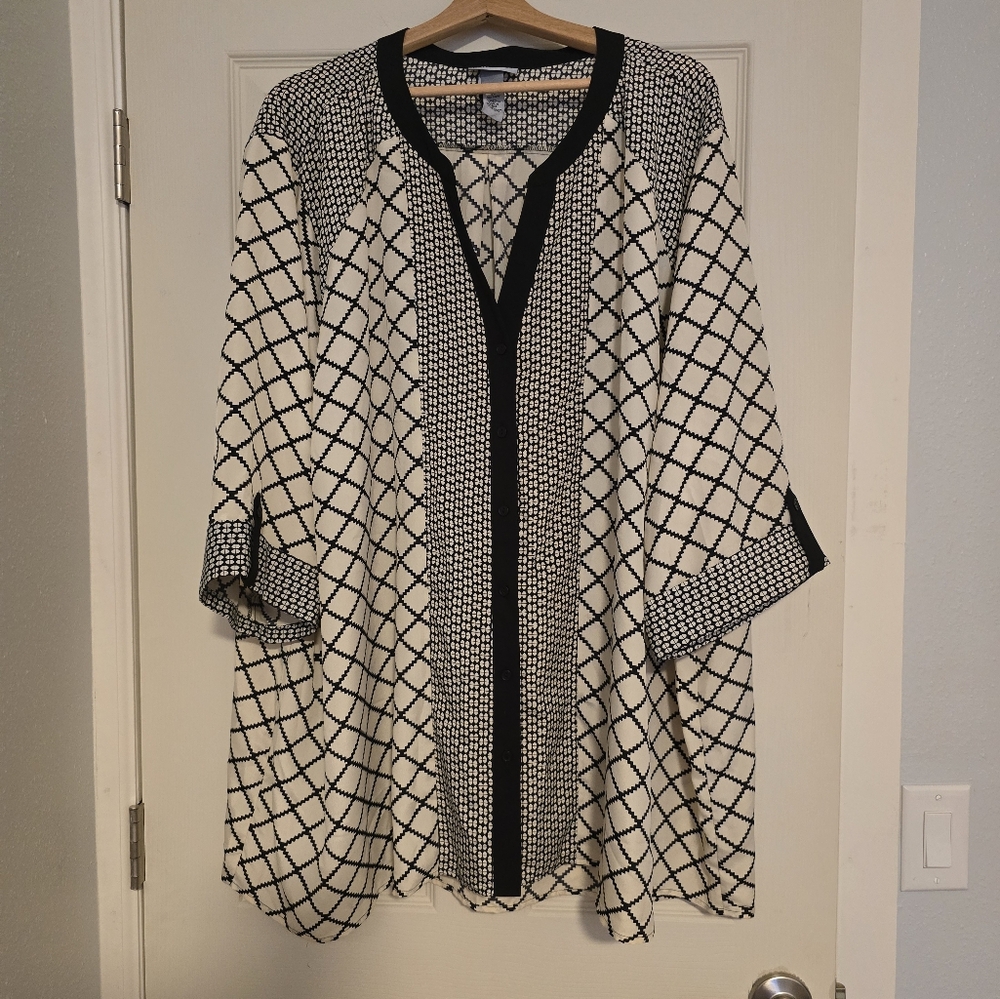 Women's Black and White Jacket